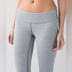Lululemon Herringbone Black White 6 29โ